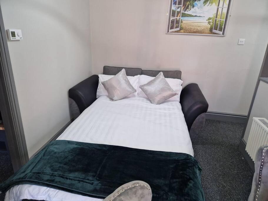 Rugby Coach House, Central Location, 5 Star Rating Zewnętrze zdjęcie
