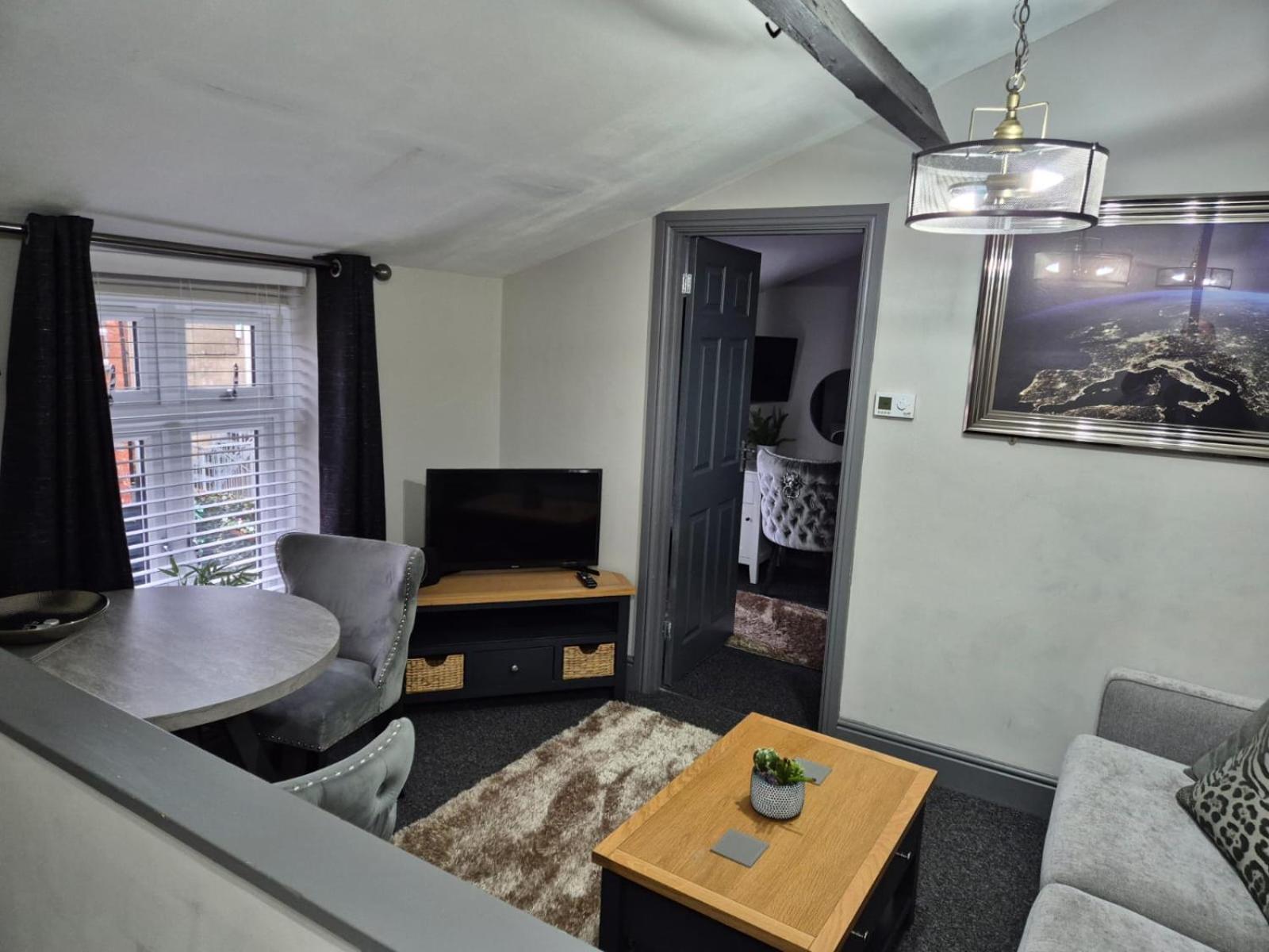 Rugby Coach House, Central Location, 5 Star Rating Zewnętrze zdjęcie